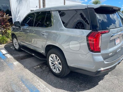 2023 GMC Yukon SLT