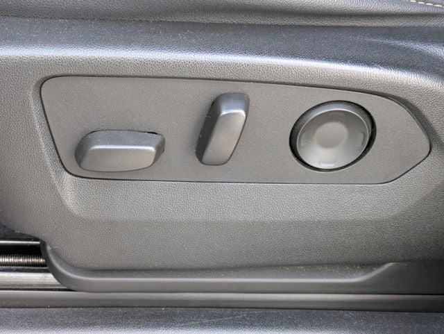 2024 GMC Yukon 2WD SLT