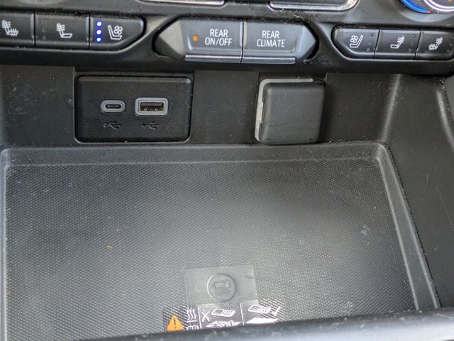 2024 GMC Yukon 2WD SLT