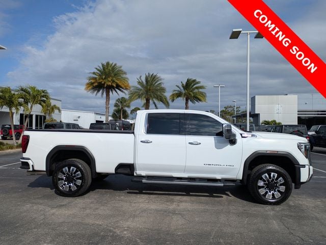 2024 GMC Sierra 2500HD 4WD Crew Cab Long Bed Denali