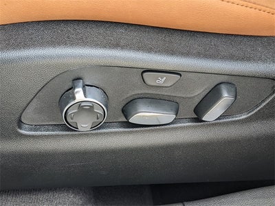 2025 Cadillac XT4 FWD Premium Luxury