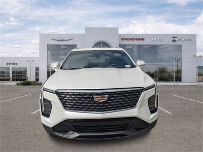 2025 Cadillac XT4 FWD Premium Luxury