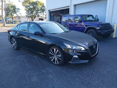 2020 Nissan Altima SR FWD