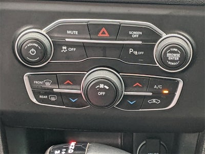 2020 Dodge Charger SXT RWD