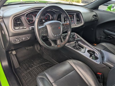 2017 Dodge Challenger SXT Plus