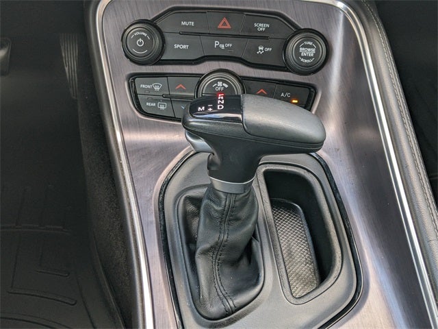 2017 Dodge Challenger SXT Plus