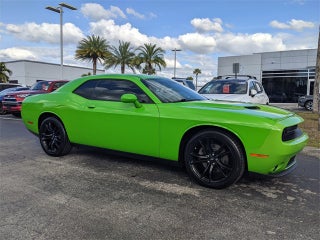 2017 Dodge Challenger SXT Plus