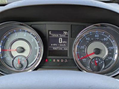 2014 Chrysler Town & Country Touring