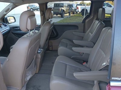 2014 Chrysler Town & Country Touring