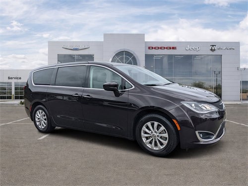 2018 Chrysler Pacifica Touring Plus