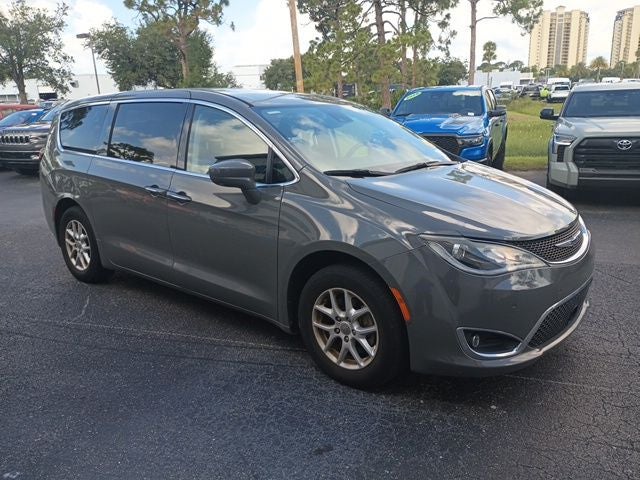 2020 Chrysler Pacifica Touring