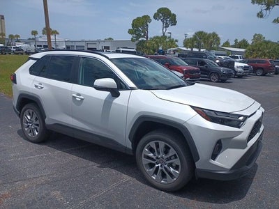 2025 Toyota RAV4 XLE Premium