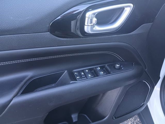 2022 Jeep Compass Altitude FWD