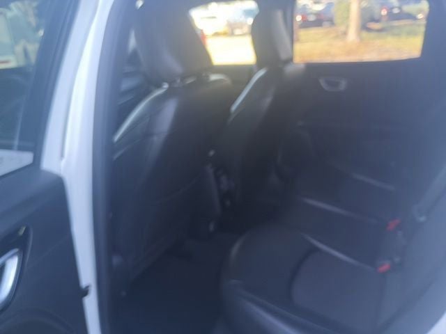 2022 Jeep Compass Altitude FWD