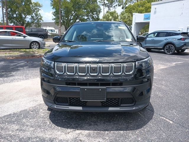 2022 Jeep Compass Latitude Lux 4x4