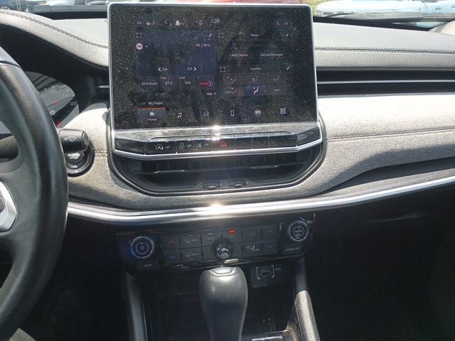 2022 Jeep Compass Latitude Lux 4x4