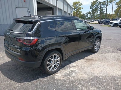 2022 Jeep Compass Latitude Lux 4x4