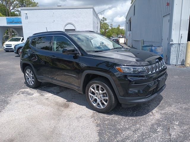 2022 Jeep Compass Latitude Lux 4x4