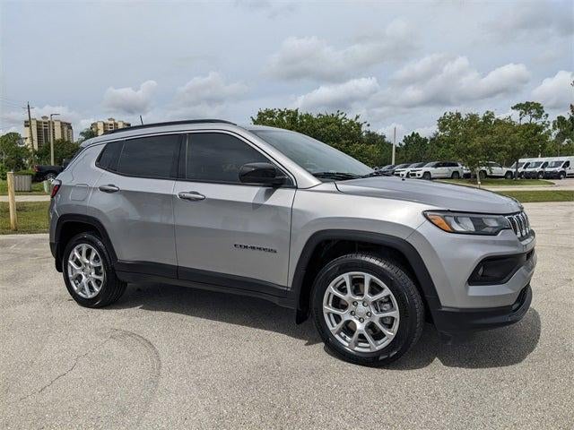 2023 Jeep Compass Latitude Lux FWD