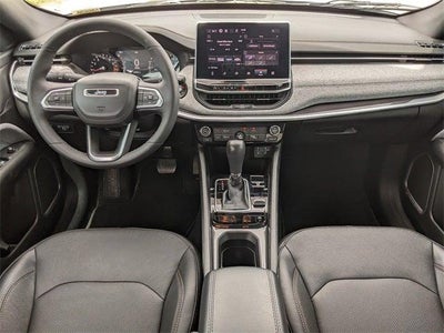 2023 Jeep Compass Latitude Lux FWD