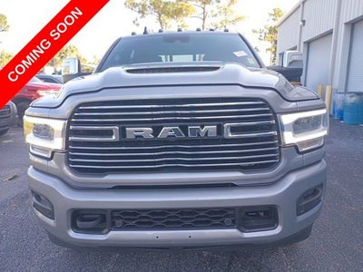 2024 RAM 3500 Laramie Crew Cab 4x4 8' Box