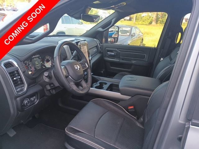 2024 RAM 3500 Laramie Crew Cab 4x4 8' Box