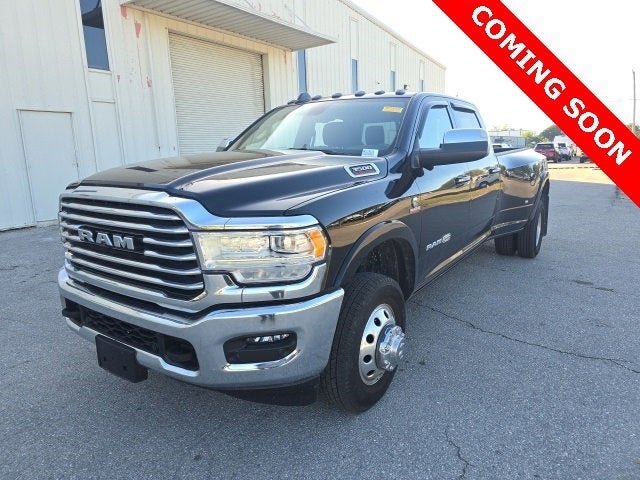 2022 RAM 3500 Limited Longhorn Crew Cab 4x4 8' Box