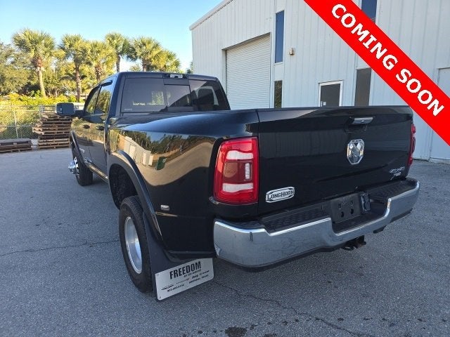 2022 RAM 3500 Limited Longhorn Crew Cab 4x4 8' Box
