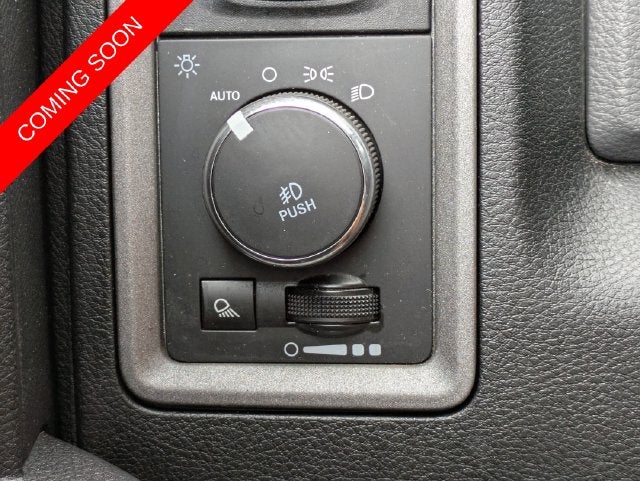 2018 RAM 1500 Express Crew Cab 4x2 5'7' Box