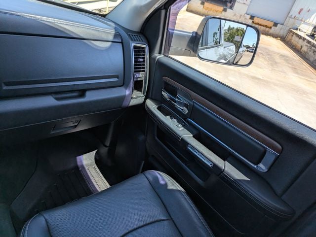 2018 RAM 2500 Laramie Crew Cab 4x4 6'4' Box