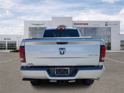 2018 RAM 2500 Laramie Crew Cab 4x4 6'4' Box