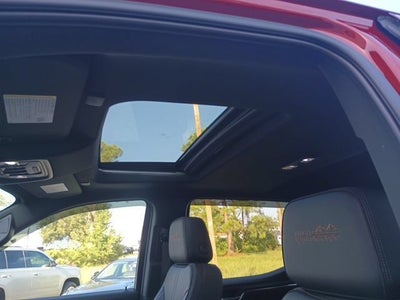 2025 Chevrolet Silverado 1500 4WD Crew Cab Short Bed High Country