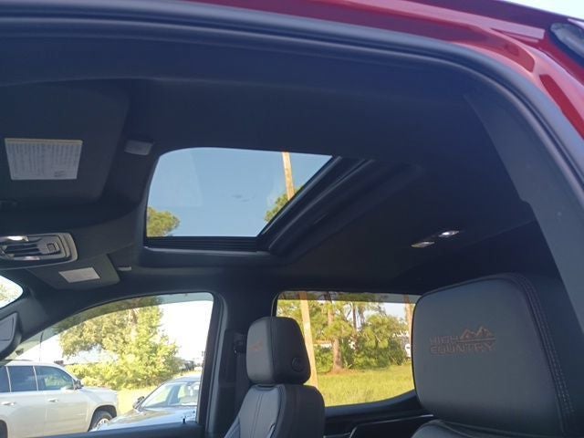 2025 Chevrolet Silverado 1500 4WD Crew Cab Short Bed High Country
