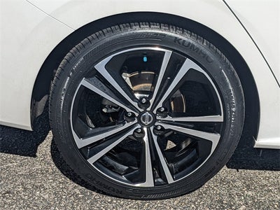 2021 Nissan Sentra SR Xtronic CVT