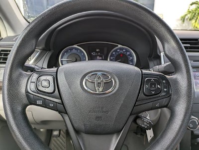 2017 Toyota Camry LE