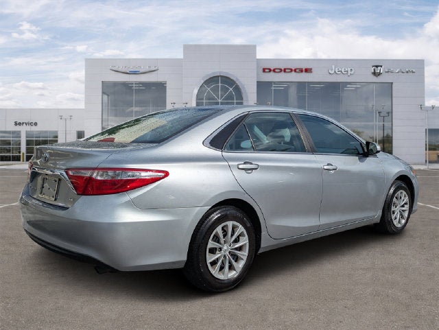 2017 Toyota Camry LE