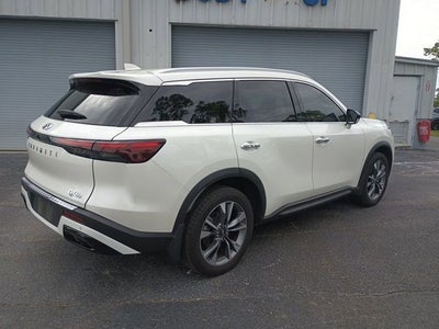 2023 INFINITI QX60 LUXE