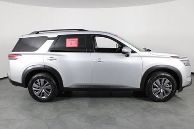 2025 Nissan Pathfinder SV FWD