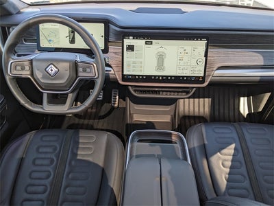 2023 Rivian R1S Adventure