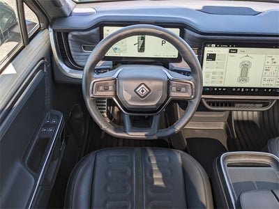 2023 Rivian R1S Adventure