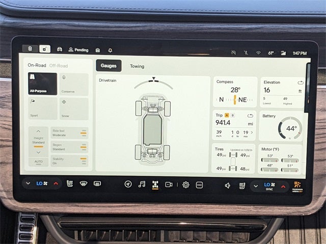 2023 Rivian R1S Adventure
