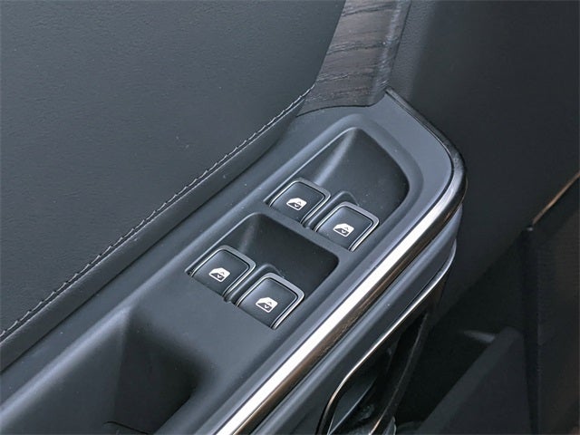 2023 Rivian R1S Adventure