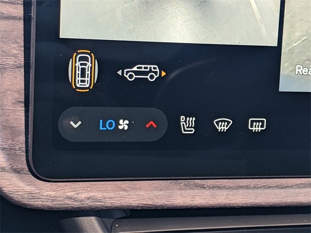 2023 Rivian R1S Adventure