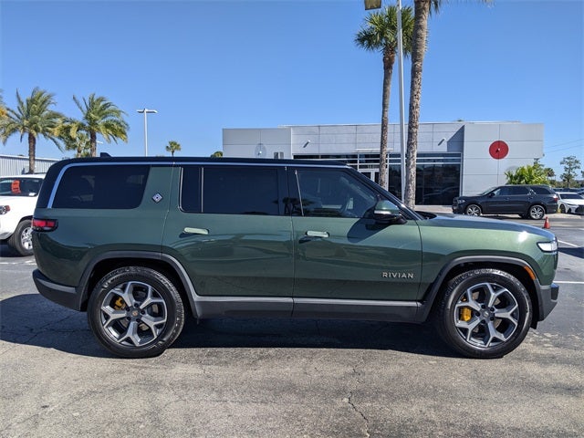 2023 Rivian R1S Adventure