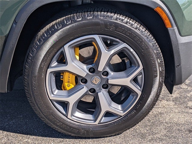 2023 Rivian R1S Adventure