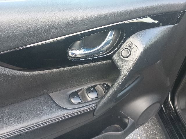 2020 Nissan Rogue Sport SV FWD Xtronic CVT