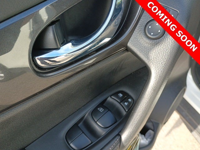 2020 Nissan Rogue SV FWD