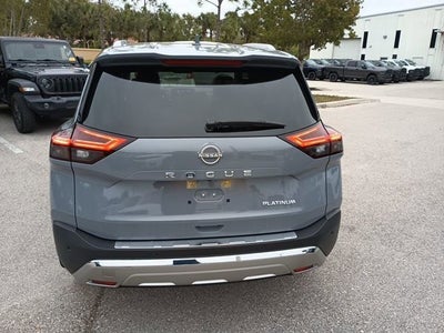 2023 Nissan Rogue Platinum FWD