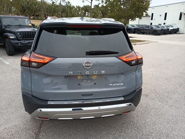 2023 Nissan Rogue Platinum FWD