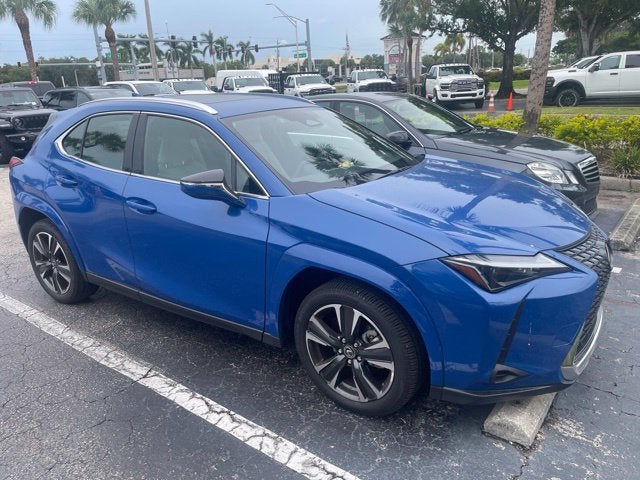 2025 Lexus UX 300h Premium